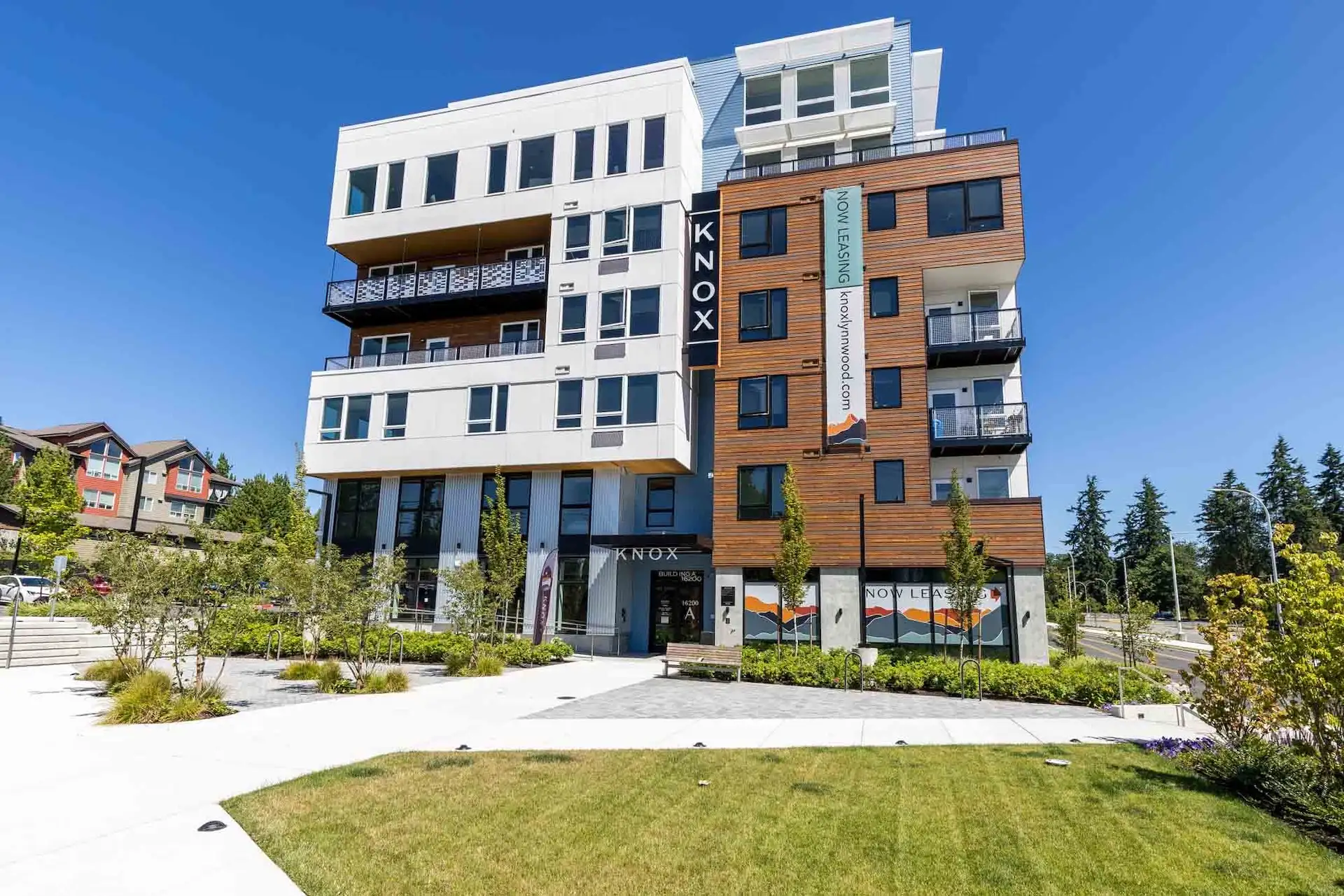Knox Apartments Lynnwood WA
